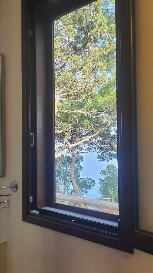 Sotto La Torre E Sopra Il Porticciolo Hotel Isola di Ustica Casa de hóspedes